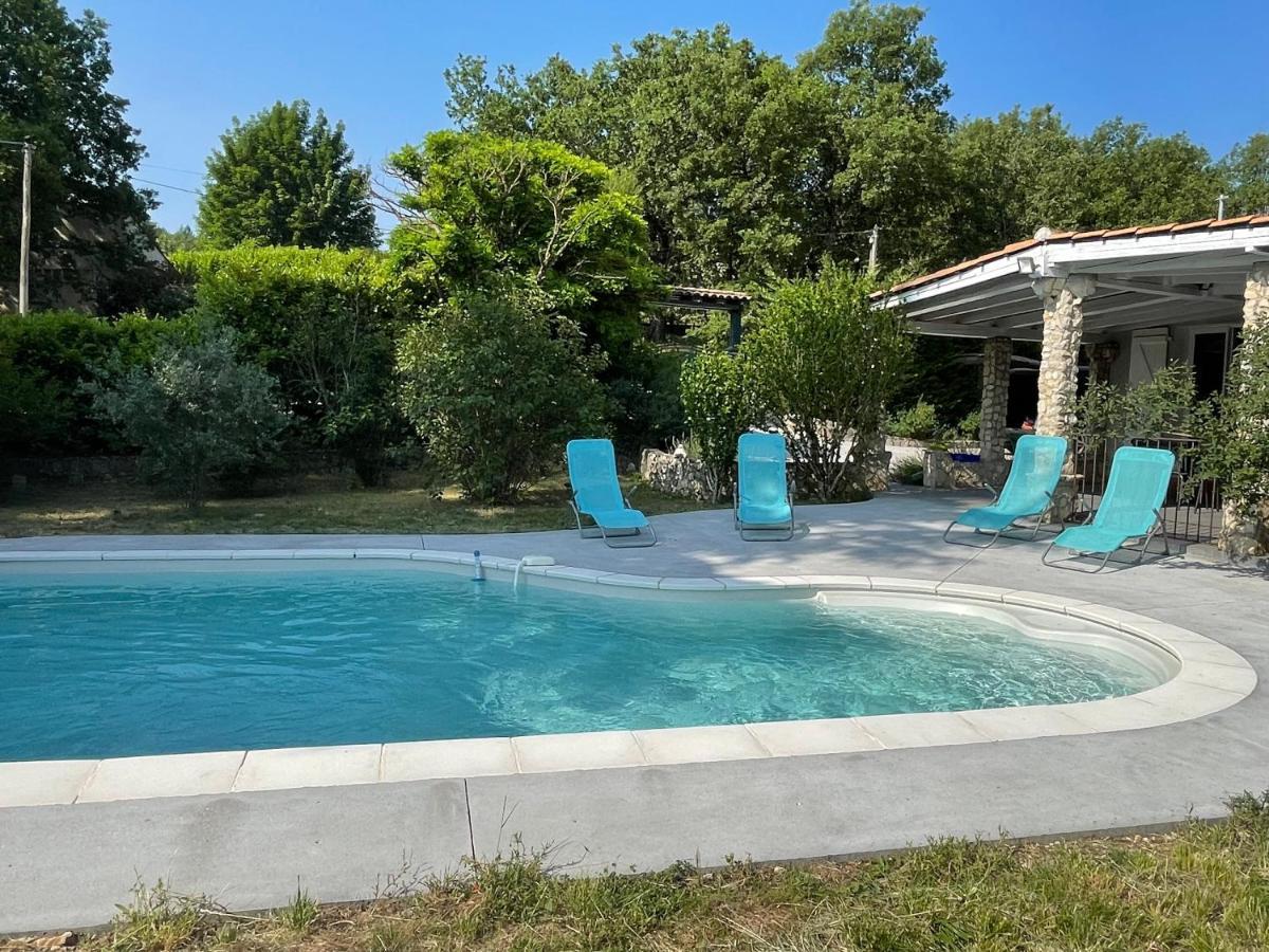 Villa Camille Cereste Luaran gambar