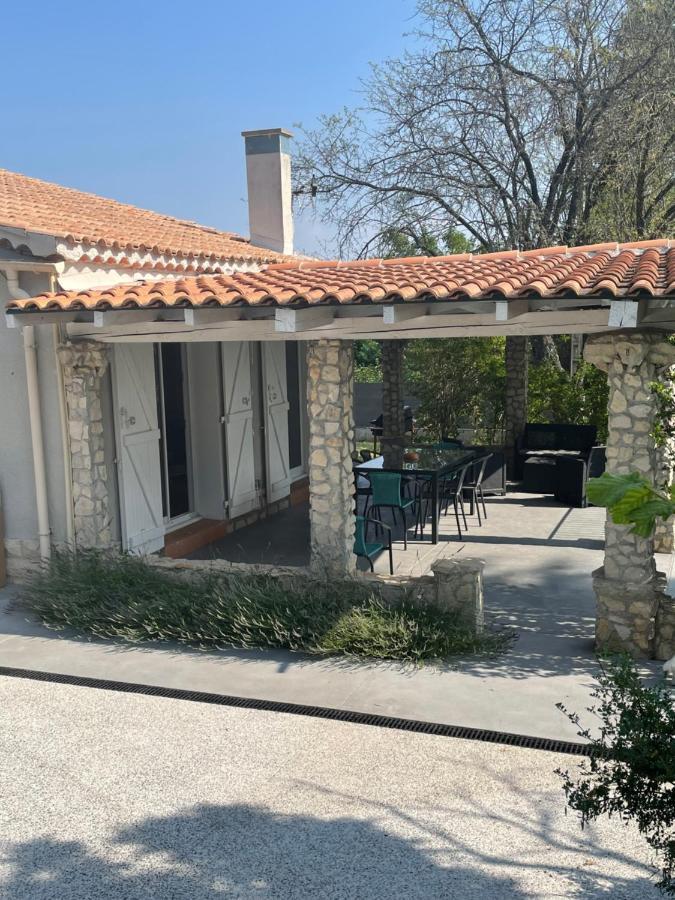 Villa Camille Cereste Luaran gambar